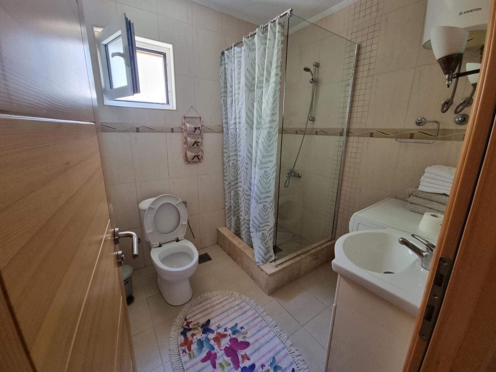Apartmani Mina บาร์ ภายนอก รูปภาพ
