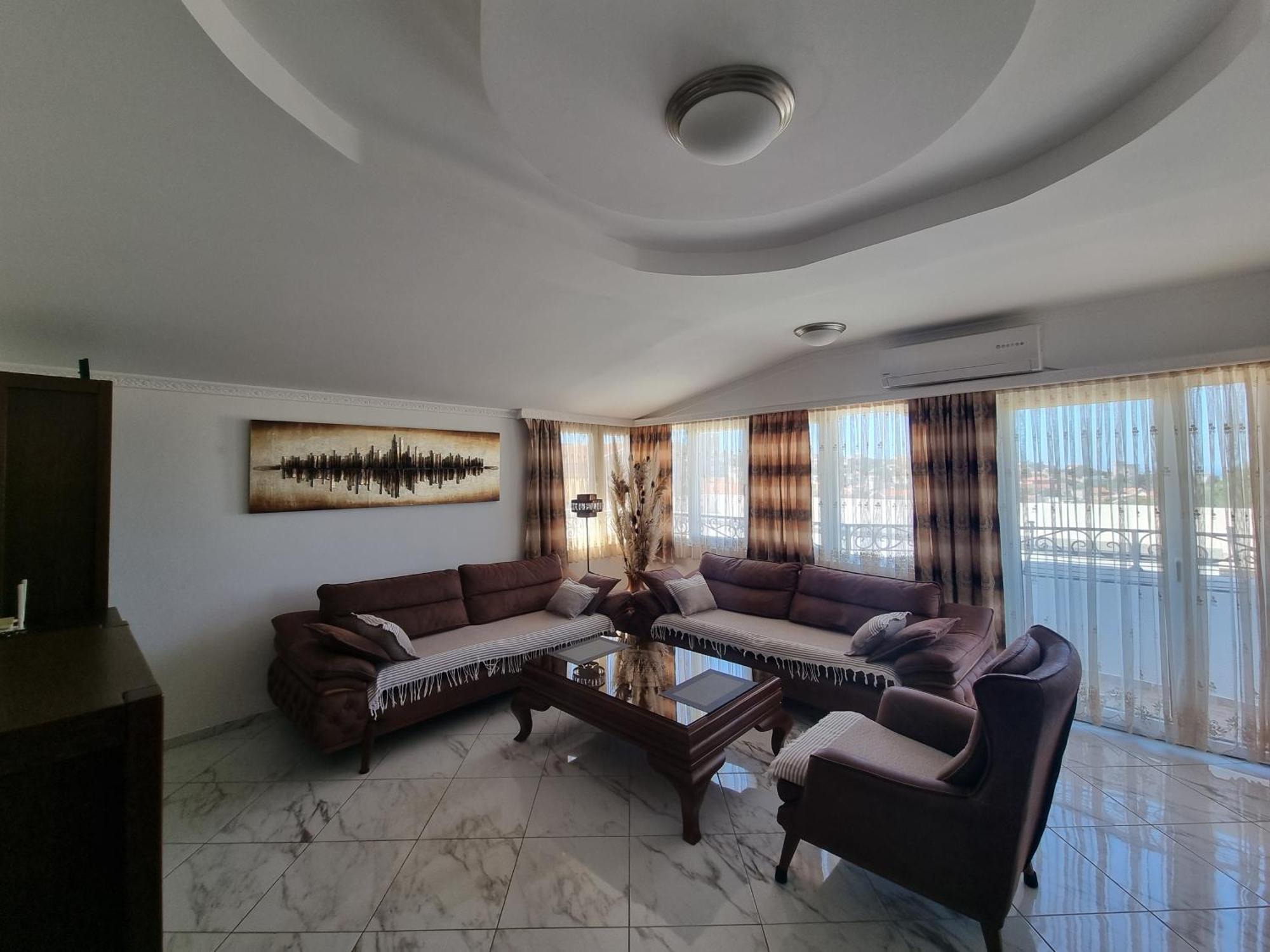 Apartmani Mina บาร์ ภายนอก รูปภาพ